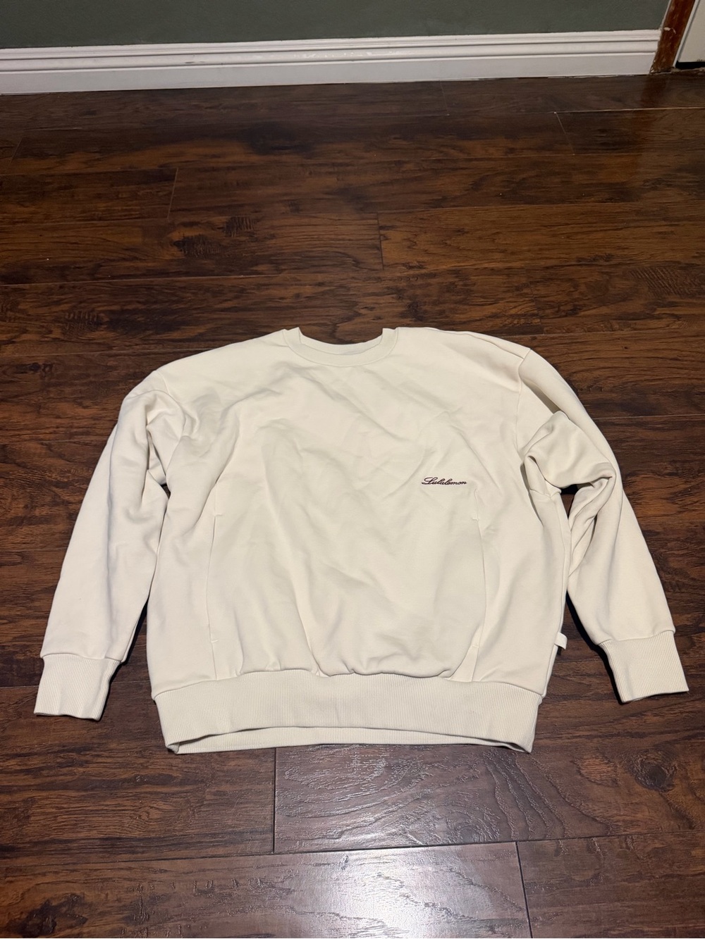 Lululemon men’s light ivory big cozy crew sweatshirt size M